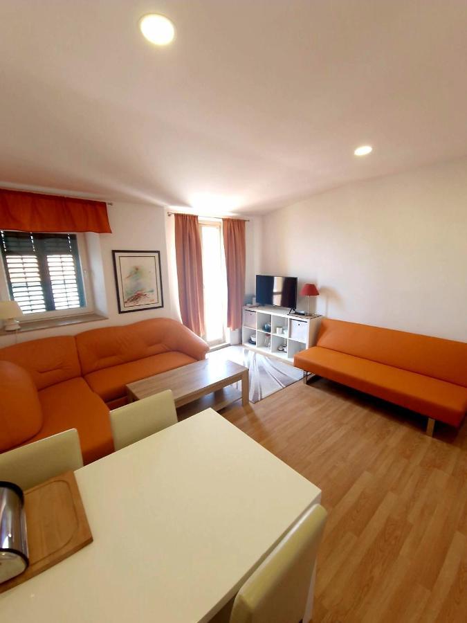 Apartments Eis Baška Εξωτερικό φωτογραφία